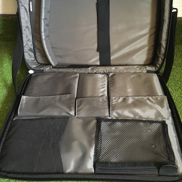 Targus Computer Bag - Picture 5 of 8